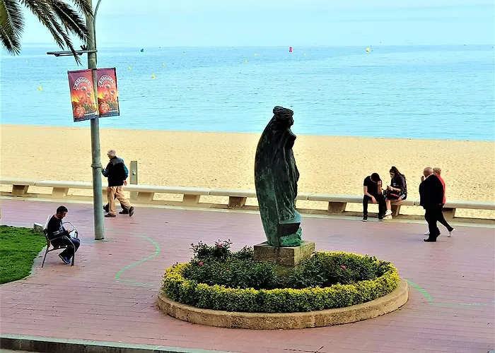 Lloret Paradise *